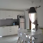 Casa Palazzina * مالتشيزينيه