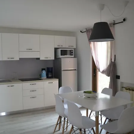 Casa Palazzina * Мальчезине